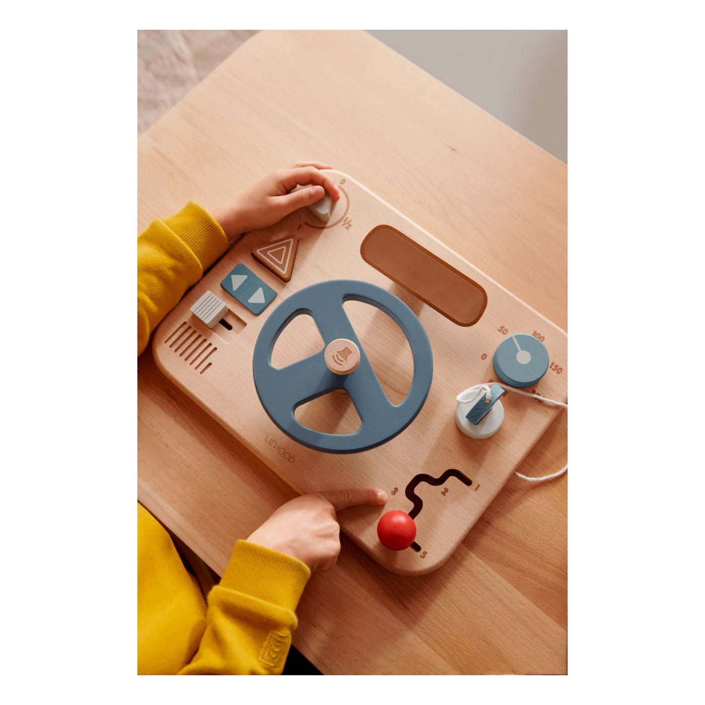 Liewood Magnus Activity Spielzeug